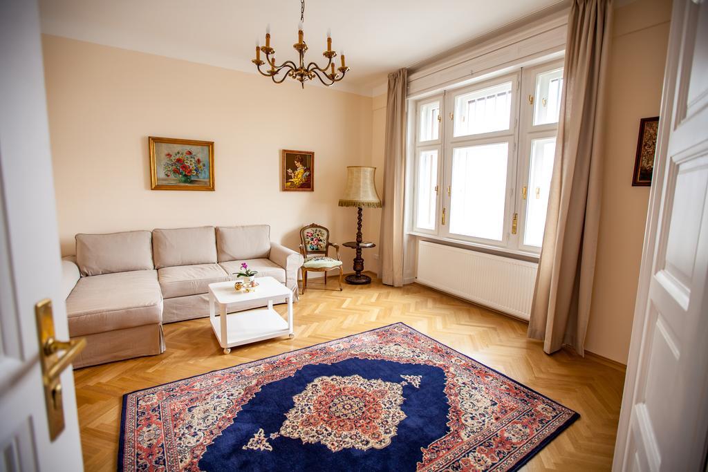 Schieszl Apartments 2 Budapest Esterno foto