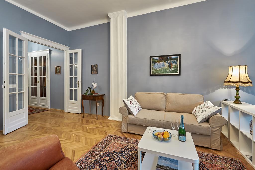 Schieszl Apartments 2 Budapest Esterno foto